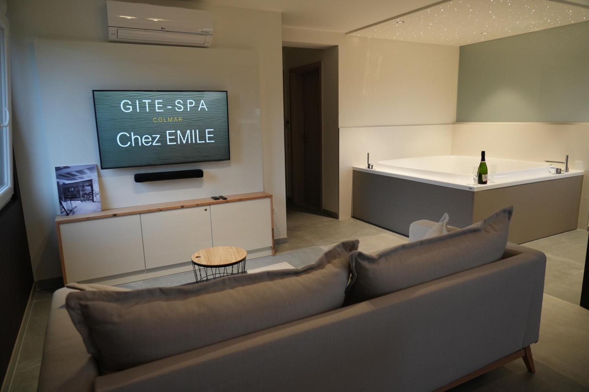 Gite Spa L'Atelier Emile - Spa Privatif - 5 Min Colmar Sainte-Croix-en-Plaine Zimmer foto